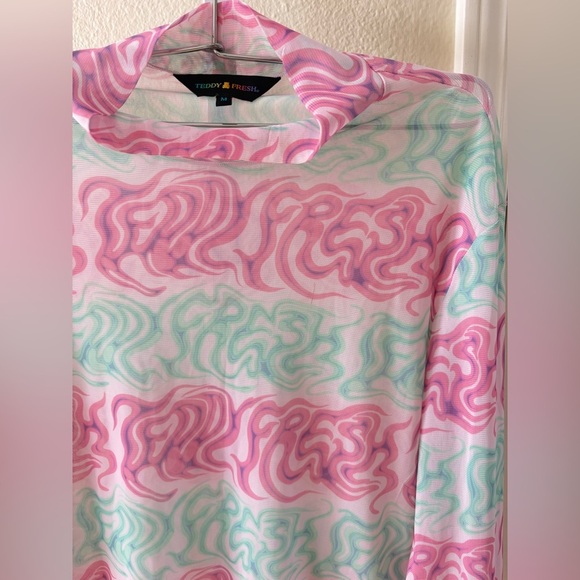 Teddy Fresh Digital Print Mesh Mock Neck Top - Size M - Picture 6 of 7